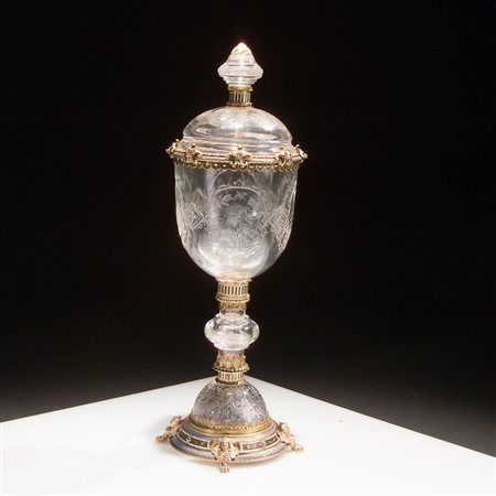 Vaso con coperchio in cristallo, argento dorato e smalti, Germania  XVIII secolo