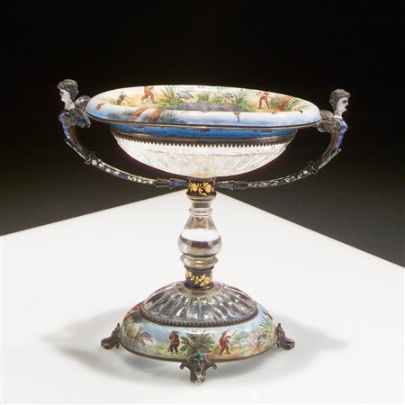 Alzata in cristallo di rocca e smalti, Vienna XIX secolo