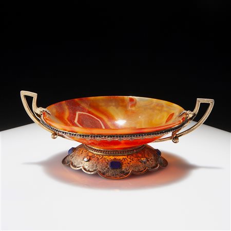 Piccola coppa in corniola e argento dorato, Austria XIX secolo