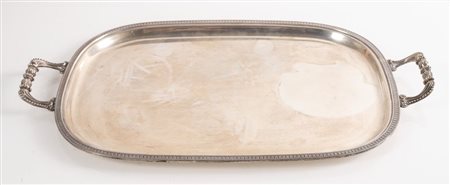 Italia, XX secolo. Vassoio in argento 800.