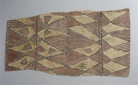  Arte africana - Pigmei Mbuti, Repubblica Democratica del Congo.
Tessuto  in fibra di corteccia e pigmenti. 
.