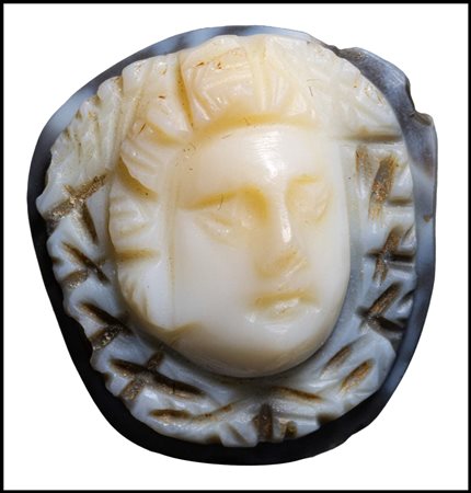 A ROMAN ONYX CAMEO. GORGONA. 