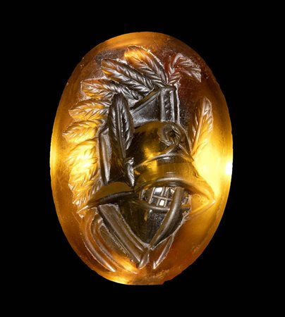 A REVIVAL CITRINE INTAGLIO. HELM OF A GLADIATOR. 