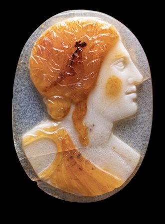A POSTCLASSICAL AGATE CAMEO. FEMALE BUST. 