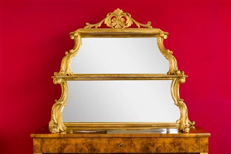 Étagère con specchio in legno intagliato e dorato