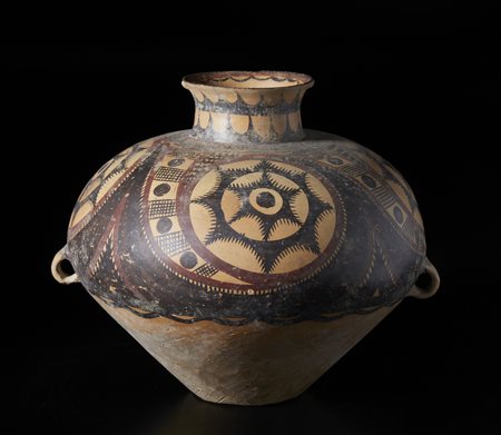  Arte Cinese - Vaso in terracotta policroma
Cina, cultura Yangshao, V-VI millennio a.C.