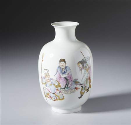  Arte Cinese - Vaso istoriato 
Cina, Repubblica, XIX secolo
.