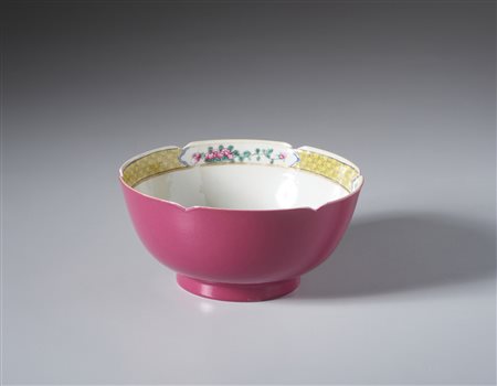  Arte Cinese - Tazza famiglia rosa. 
Cina, Qing, inizi XX secolo
.