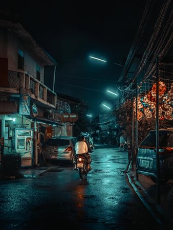 Tomaso Pignocchi (Roma 1984) 

Take me home - Chiang Mai