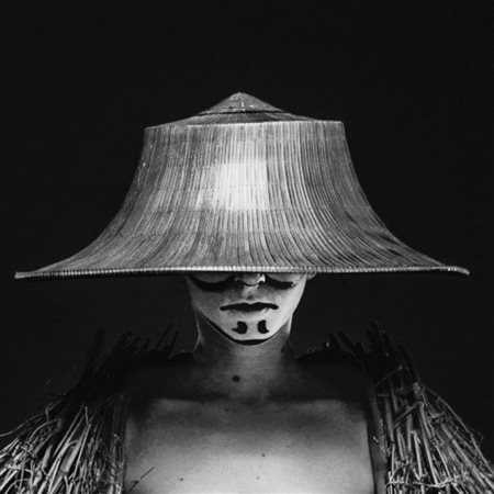 Luca Vecchi (Roma 1985) 

Chiara