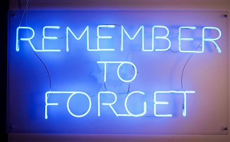 Alessandro Rosa (Roma 1982) 

Remember to Forget