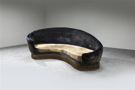 FEDERICO MUNARI<BR>Divano curvo
