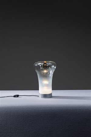 ANGELO MANGIAROTTI<BR>Lampada da tavolo mod. Saffo