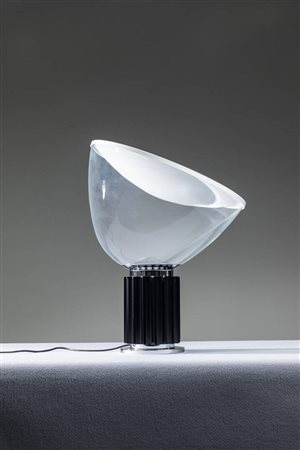 ACHILLE E PIER GIACOMO CASTIGLIONI<BR>Lampada da tavolo mod. Taccia