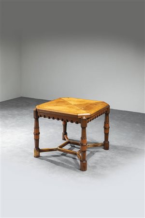 VITTORIO VALABREGA<BR>Tavolino da gioco