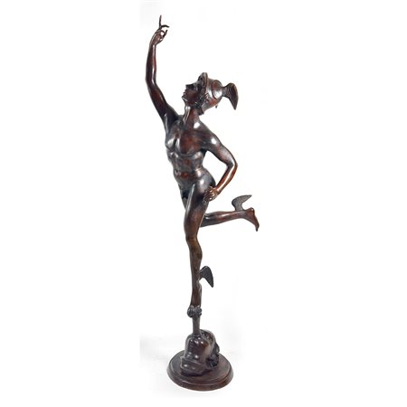 Grande scultura in bronzo patinato raffigurante il Mercurio Volante,...