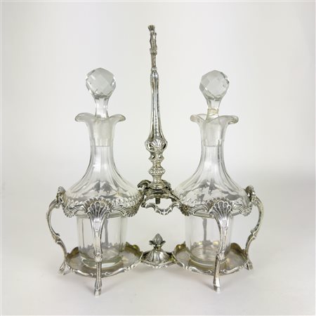 Oliera in argento, Belgio, Ath, 1766, due ampolle in cristallo con turo, cm....