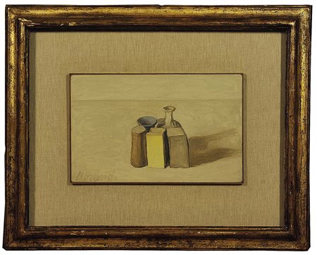 GIORGIO MORANDI (1890 - 1964) Matura morta Olio su tela, 25,5x40,4 cm. Firma...