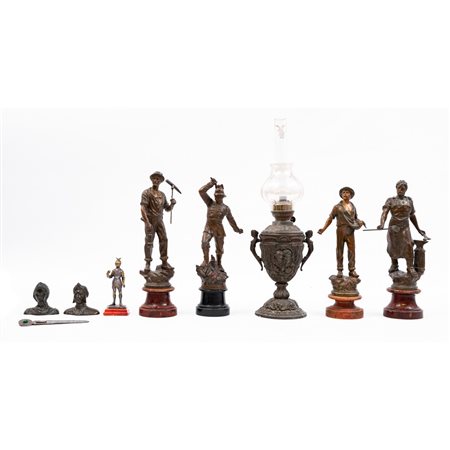 SETTE SCULTURE, TAGLIACARTE E LUME