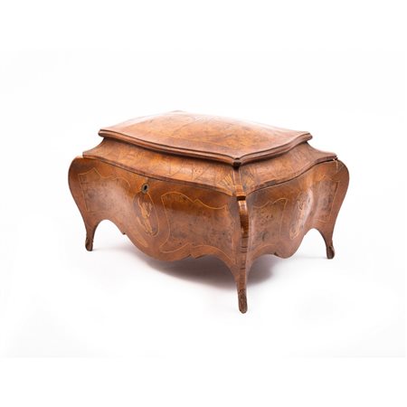 EBANISTERIA ITALIANA DEL XIX SECOLO, Scrigno portagioie