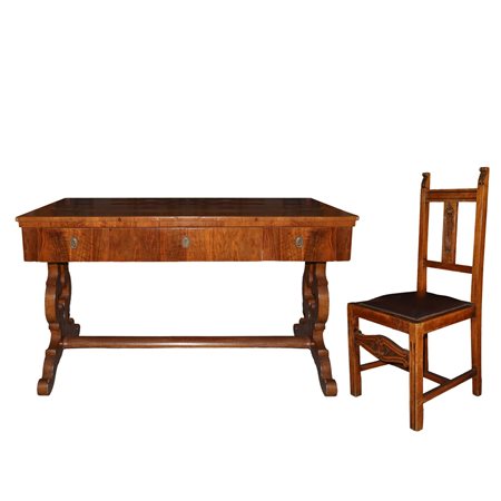 Scrittoio in legnop di mogano e tre sedie, 19 century