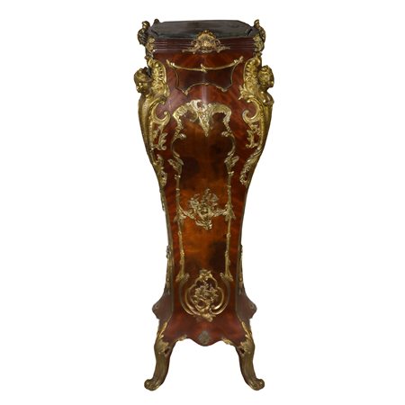 Grande gueridon barocco in radica, marmo verde al piano, 20 century