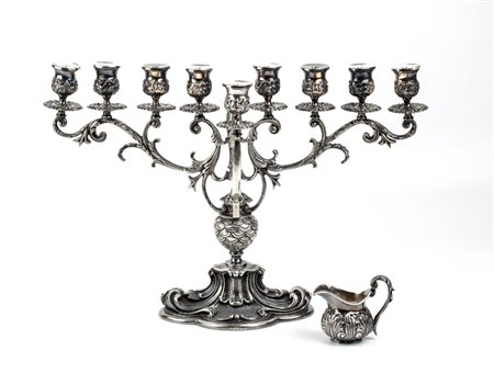Hanukkiah italiano in argento - argentiere MARIO VALLE' Milano, rivenditore FORNARI Roma