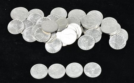 LOTTO DI 5 LIRE ITALIANE composto da 42 monete da 5 lire anno 1975