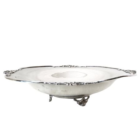 Vassoio in argento cn decoro di anelli nuziali 