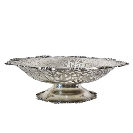 Alzata in argento con bordo traforato e smerlato