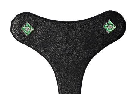 Orecchini in oro bianco e smeraldi , di forma quadrata