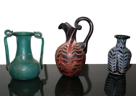 N.3 Vasetti in vetro decorato