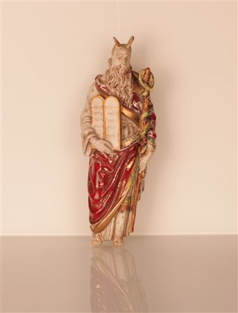 Eugenio Pattarino (Firenze 1885, Firenze - 1971, 1971) 
Mosè con le tavole della legge ed il bastone col serpente 
Maiolica policroma altezza cm 31