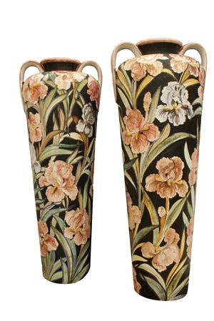  
Coppia di grandi vasi biansati a sfondo nero con iris 
 cm 105x42x19
