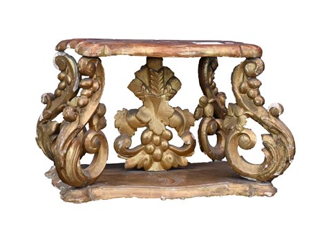  
Base in legno intagliato e dorato 
 cm41x56x21