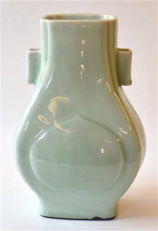 Cina vaso in porellana Celadon<br>cm.x h. 28,5