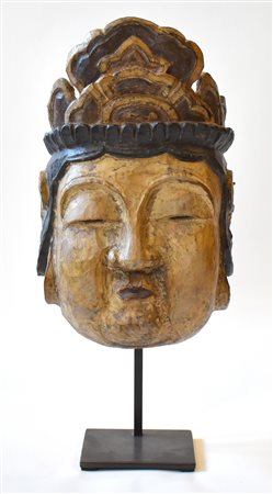 Cina maschera in legno policromo<br>cm.x h. 29