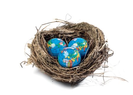 Claudio Parmiggiani Luzzara (RE) 1943 Senza titolo (Nido, Mappamondi), 1997...