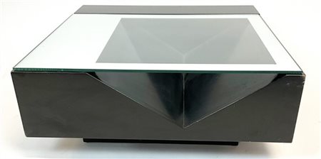 Tavolino basso di forma quadrata con piano in cristallo specchiato e scomparto
