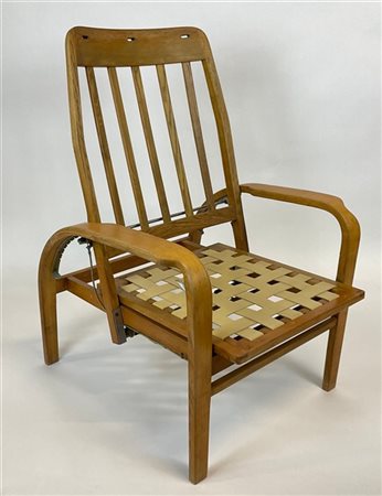 Poltrona reclinabile. Italia, anni '30/'40. Struttura in rovere, cinghie elasti