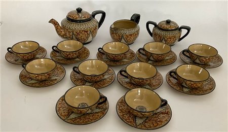 Molaroni Parte di servizio da tè in ceramica policroma. Pesaro, prima metà secol