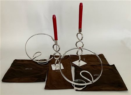 Composizione centrotavola in metallo argentato, entro quattro scatole originali