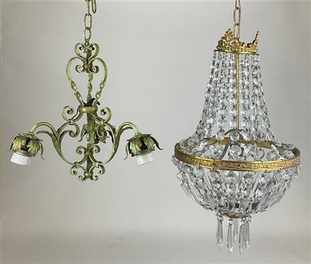 Lotto composto da coppia di applique in lamierino, una applique con fiorellini