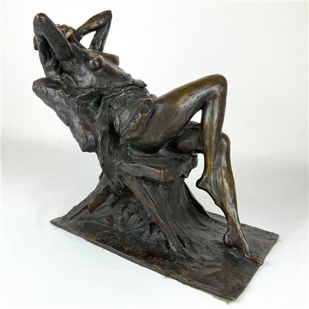 Attilio Prendoni "La modella" 1923
scultura in bronzo (cm 40x38)
Firmata e datat