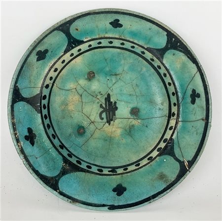 Manifattura persiana (Iran ?) secolo XII - XIII ? Ciotola in ceramica dipinta s