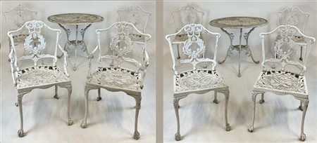 Fornitura da giardino composta da una coppia di tavolini tripodi con piano circ