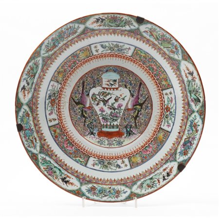 MANIFATTURA CINESE DEL XIX SECOLO, Grande piatto