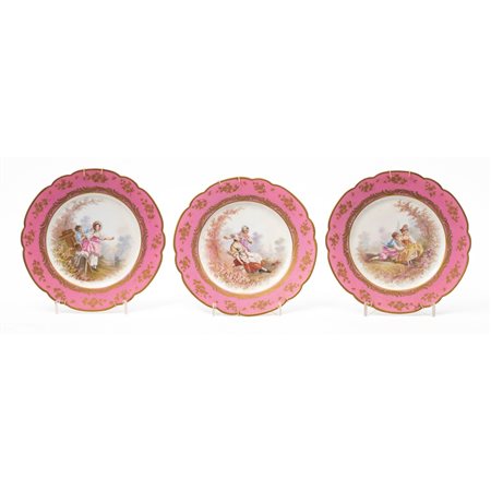 MANIFATTURA FRANCESE DEL XIX SECOLO, Tre piatti