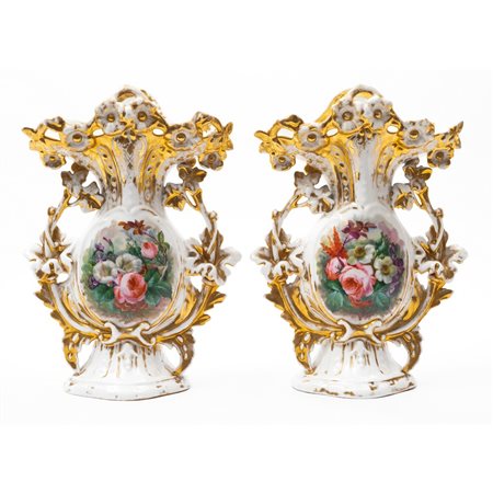 MANIFATTURA FRANCESE DEL XIX SECOLO, Coppia vasi