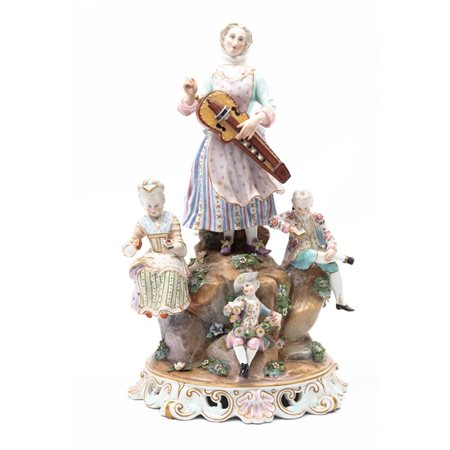 MANIFATTURA MEISSEN DEL XIX SECOLO, Gruppo scultoreo